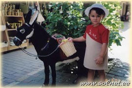 Бадовская Эвелина; 2,5 года; Кипр, Никосия