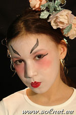 Японская кукла