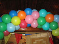 Фрагмент арки-гирлянды из шариков