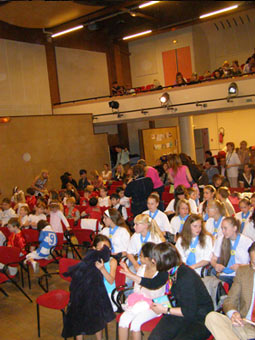 Портал «Солнышко» в гостях у «Цветика-семицветика» в Париже