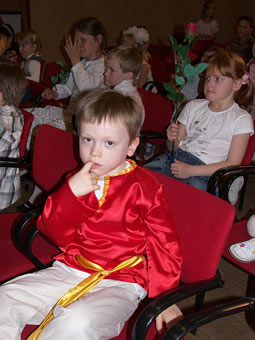 Портал «Солнышко» в гостях у «Цветика-семицветика» в Париже