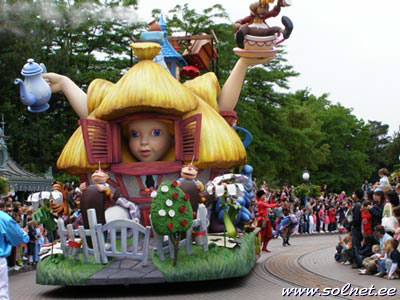 Прогулки по Парижу. Солнышко путешествует